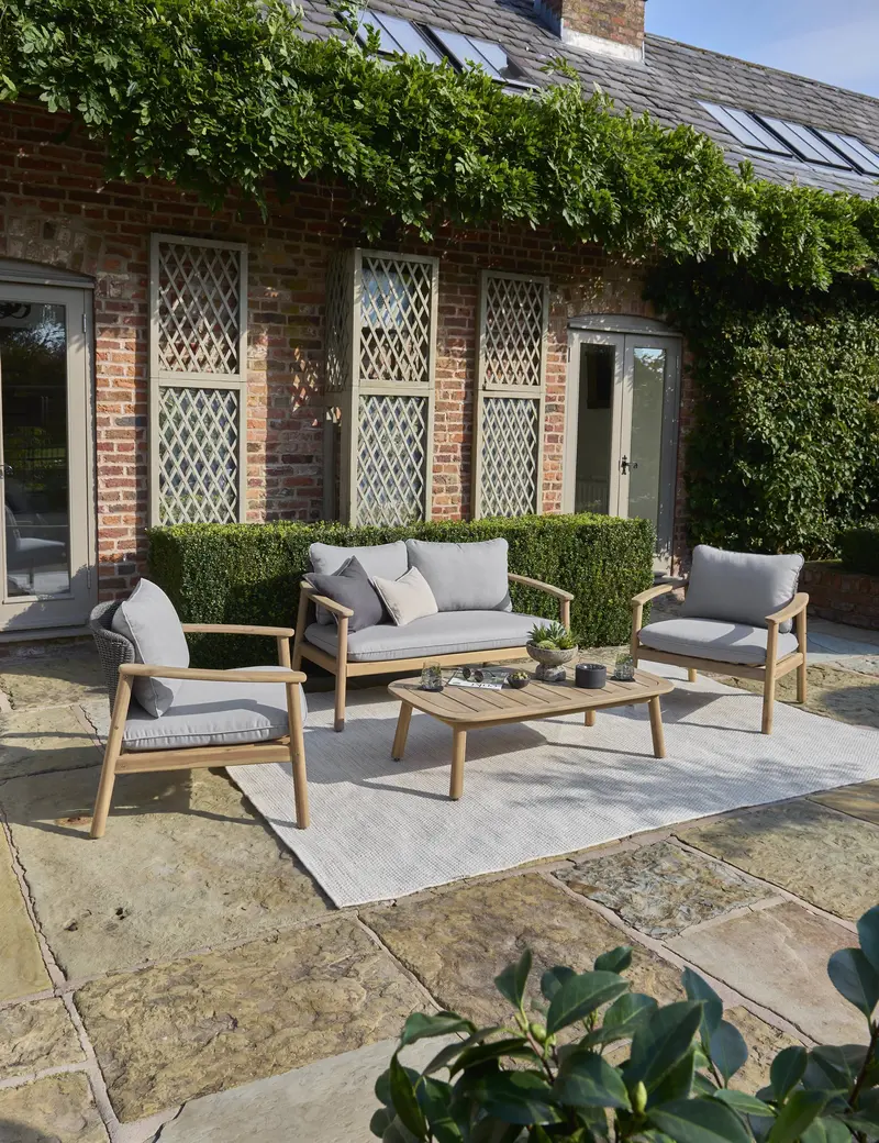 Freeport Outdoor Lounge Set – 4-Seat Configuration With 125X65Cm Coffee Table 1